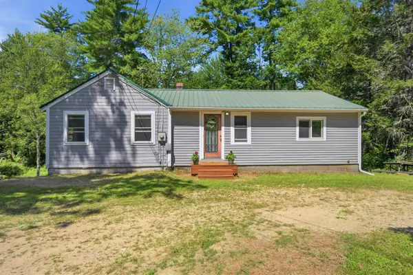56 Shepard Home Road, Chester, NH 03036