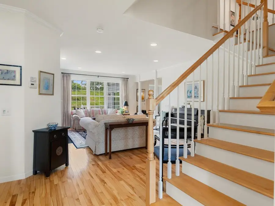54 Old Schoolhouse Road, South Burlington, VT 05403 - #3