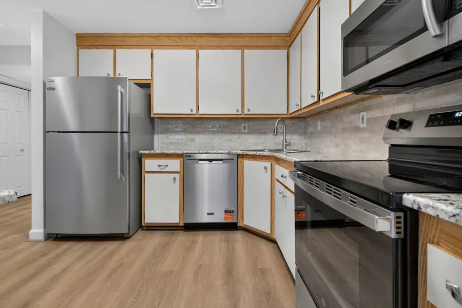 110 Coliseum Avenue #107, Nashua, NH 03063 - #3