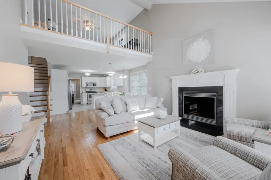 26 Settlers Way, Pelham, NH 03076-3702 - #3