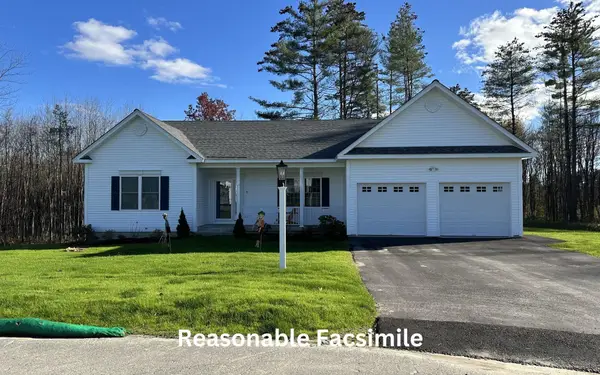 112 Lantern Drive, Sandown, NH 03873
