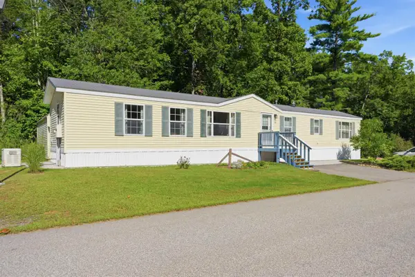18 Parker Avenue, Raymond, NH 03077