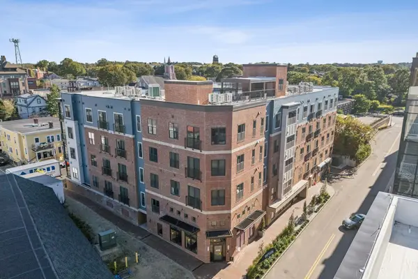 99 Foundry Place #402, Portsmouth, NH 03801