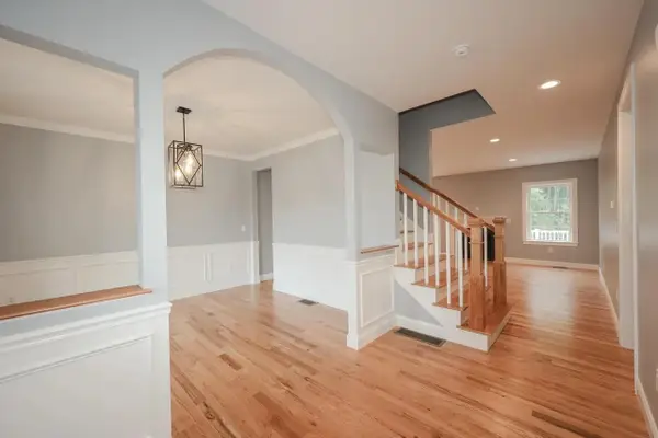 10 Beech Hill Road, Weare, NH 03281