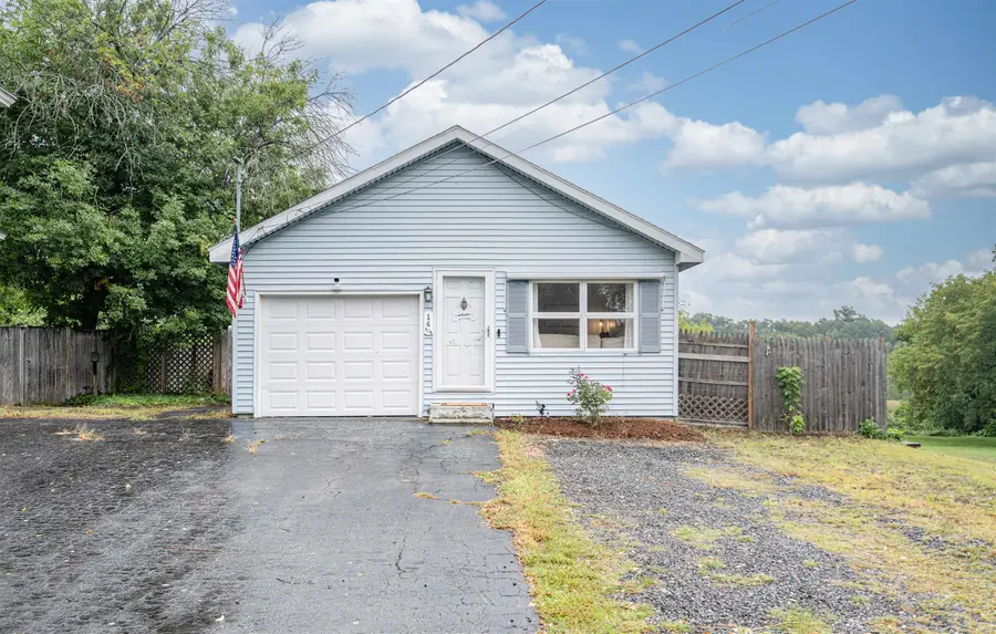14 3/4 Verona Street, Nashua, NH 03063 - #2