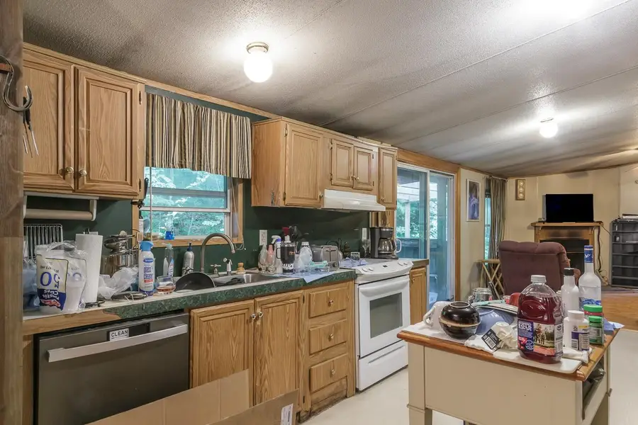 70 South Road, Harrisville, NH 03450 - #2