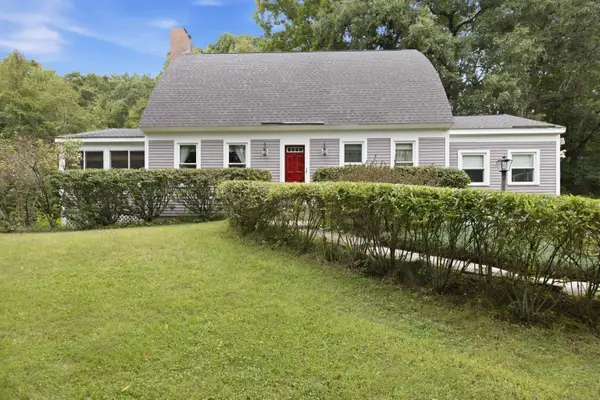 8 Hollow Road, Bow, NH 03304
