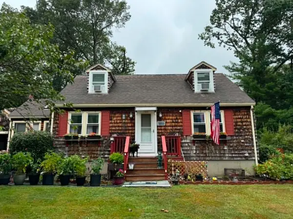 360 High Street, Hampton, NH 03842