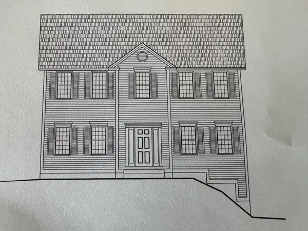 123 Lantern Drive, Sandown, NH 03873