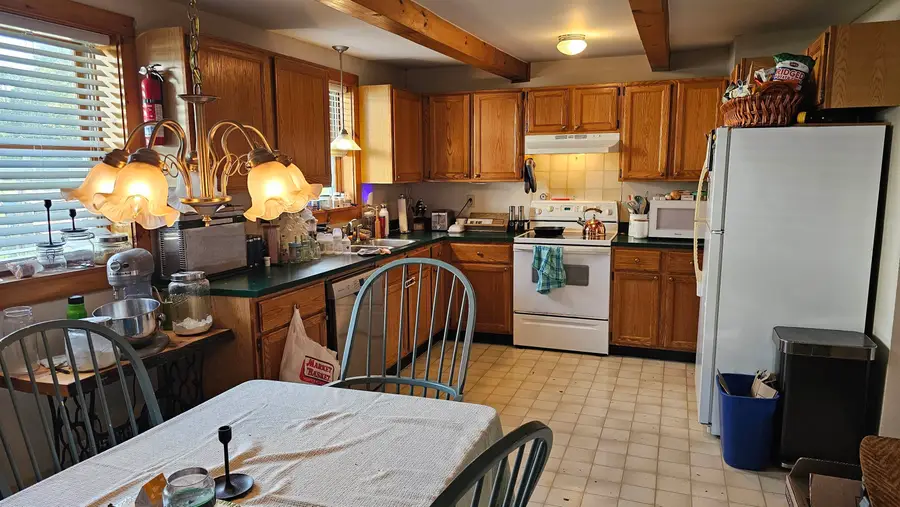 327 Vermont Route 313 W, Arlington, VT 05250 - #2
