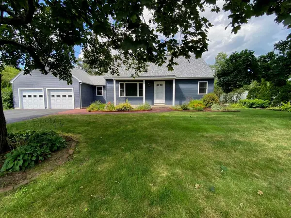 34 Bert Street, Hooksett, NH 03106
