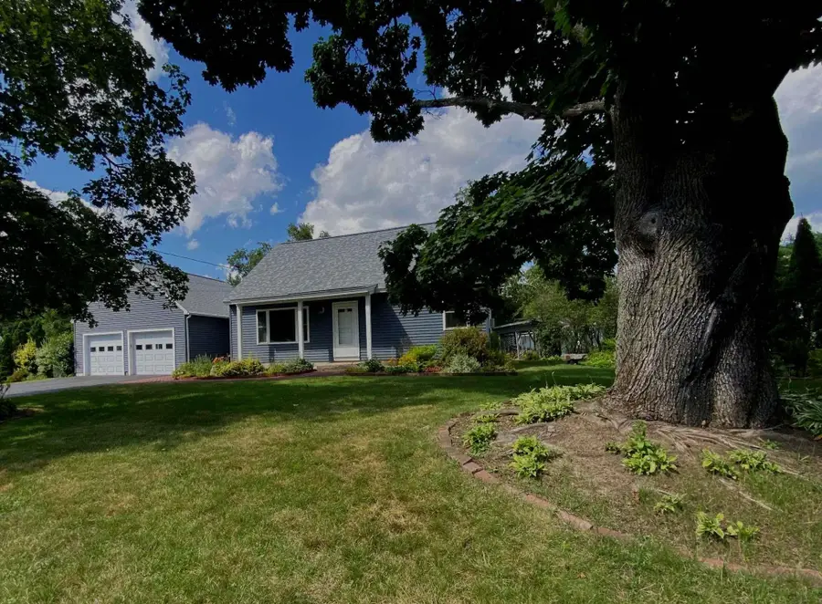 34 Bert Street, Hooksett, NH 03106 - #2