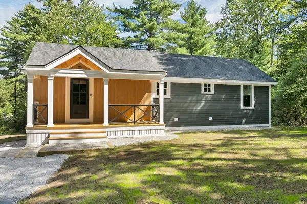 17 Moss Lane, Madison, NH 03849