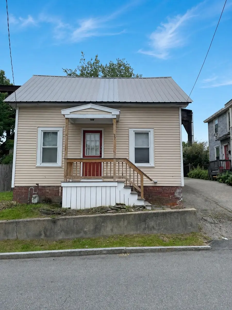27 Pierce Street, Dover, NH 03820 - #2