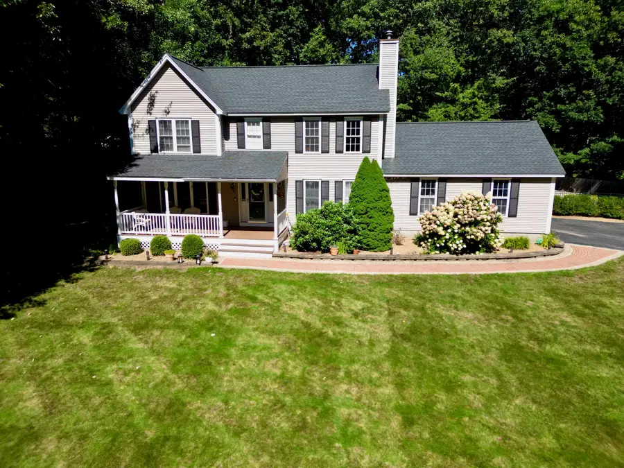 9 Hampstead Road, Merrimack, NH 03054 - #3