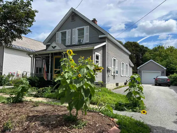 64 East Street, Rutland City, VT 05701