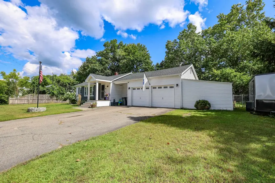 17 Coaker Avenue, Hooksett, NH 03106 - #2