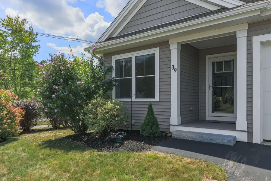 39 Pasture Lane #1, Nashua, NH 03062 - #3