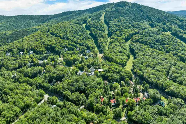 31 Ammonoosuc Drive, Bartlett, NH 03812