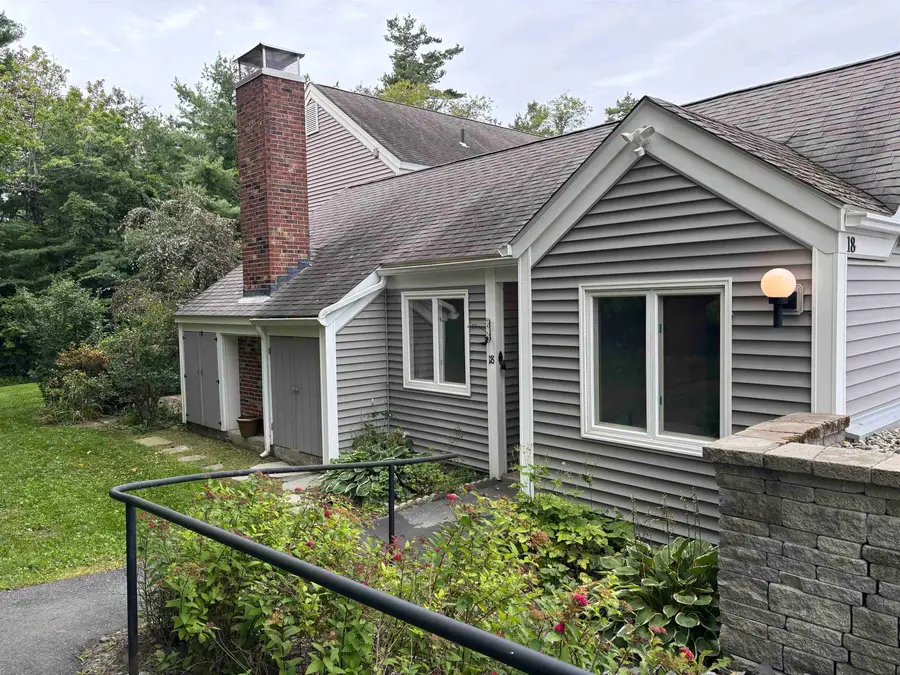 18 Hilltop Place, New London, NH 03257 - #2