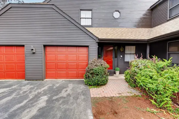 61 Stacey Circle, Windham, NH 03087