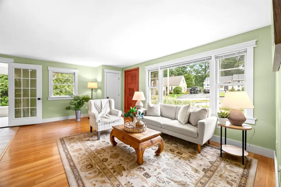 16 Hillside Drive, Nashua, NH 03064 - #2