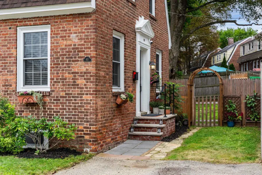 93 Saratoga Way, Portsmouth, NH 03801 - #2