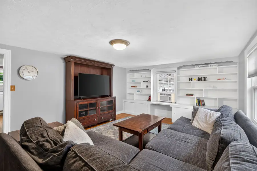 205 Coolidge Drive, Portsmouth, NH 03801 - #3
