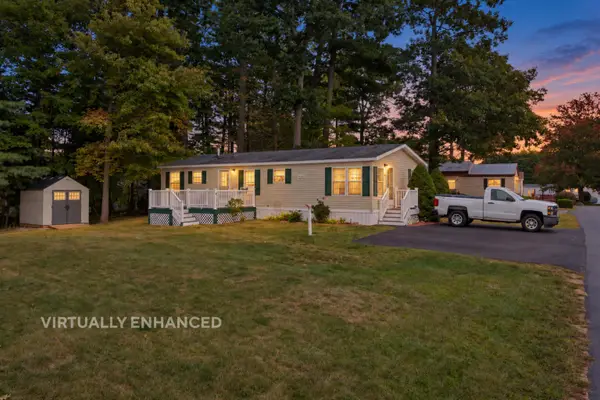 25 Hawthorne Road, North Hampton, NH 03862