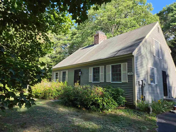 1586 Brownfield Road, Conway, NH 03813