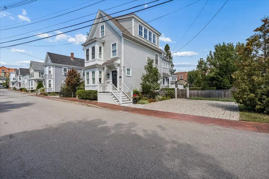 65 Rogers Street, Portsmouth, NH 03801 - #2