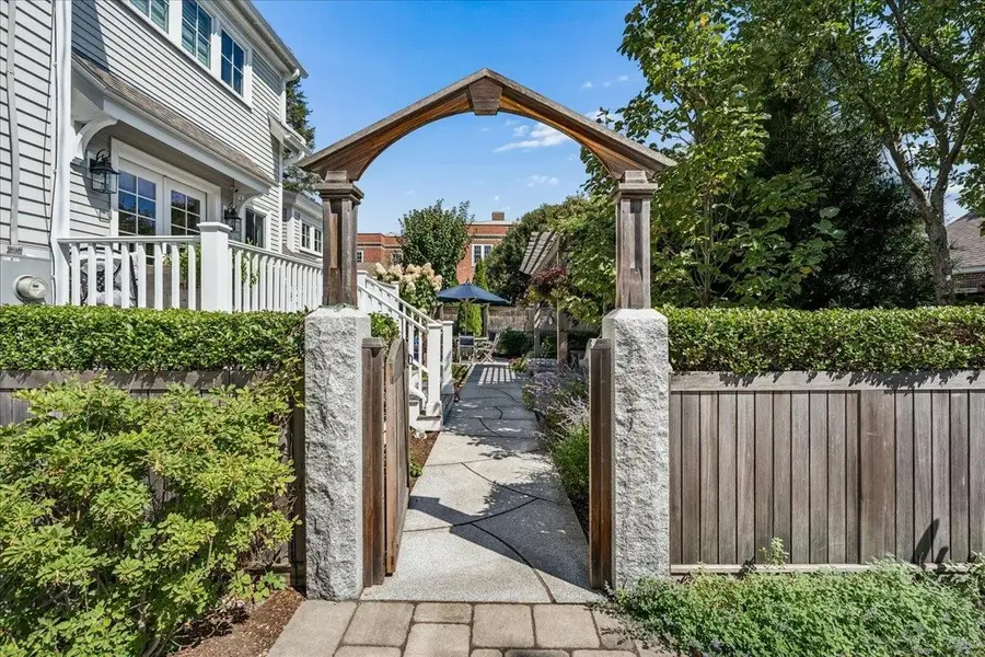 65 Rogers Street, Portsmouth, NH 03801 - #3
