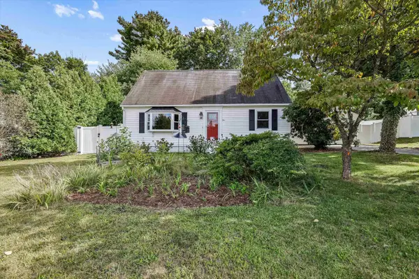 4 Cheyenne Drive, Nashua, NH 03063