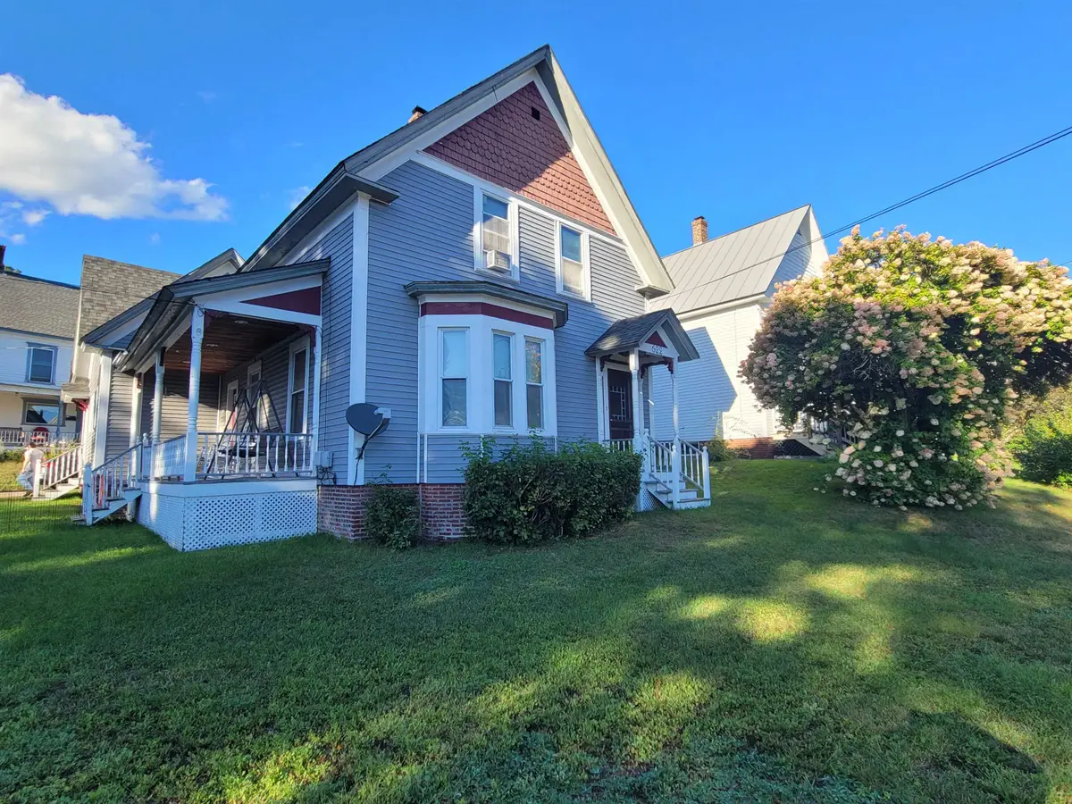 622 Central Street, Franklin, NH 03235 - #1
