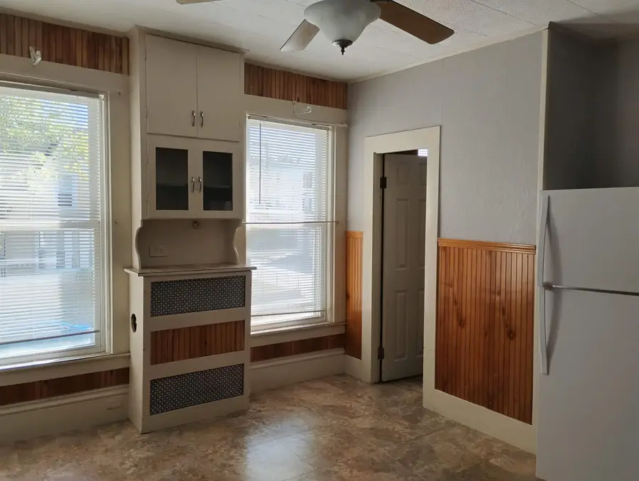 364 MANCHESTER Street, Manchester, NH 03103 - #3