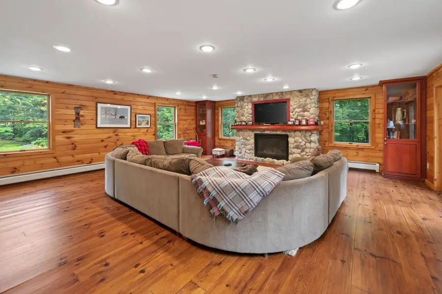 7 Yodeling Lane, Dover, VT 05356 - #2