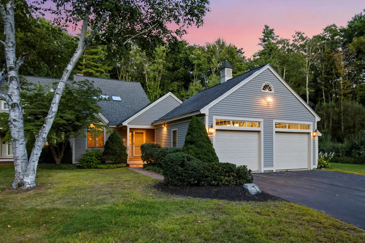1 Peninsula Drive, Stratham, NH 03885 - #1