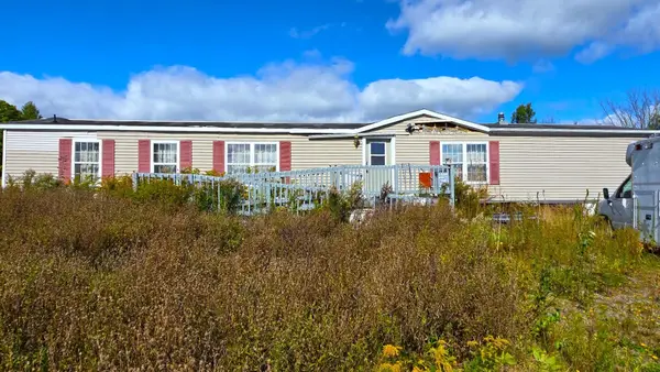 1788 VT RT 105, Troy, VT 05859