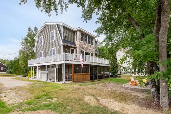 21 Myrtle Drive, Moultonborough, NH 03254