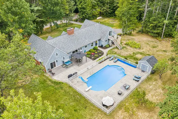 1 Canaan Road, Tuftonboro, NH 03816