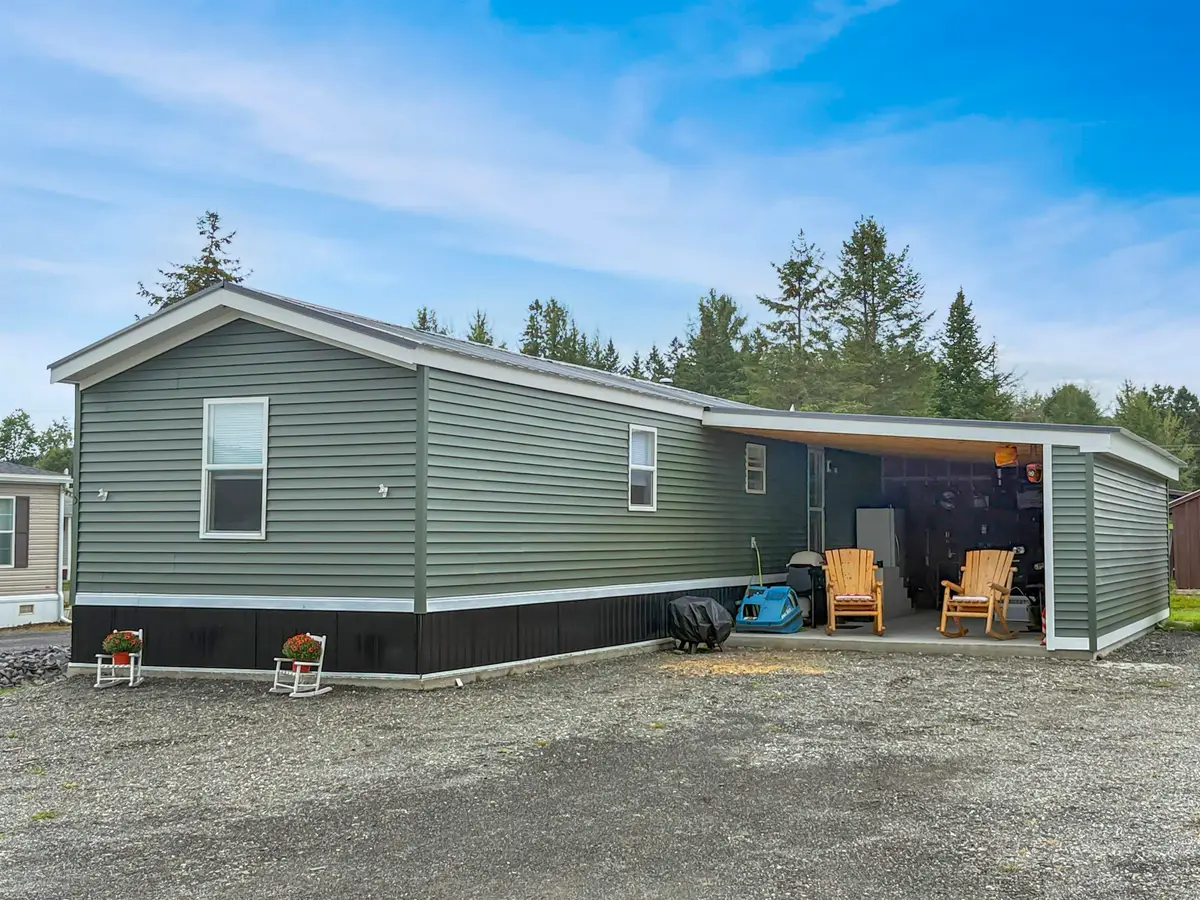 5 Middle Road, West Stewartstown, NH 03597 - #1