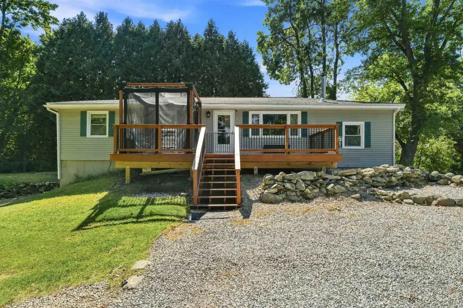 35 Pelham Road, Hudson, NH 03051 - #2