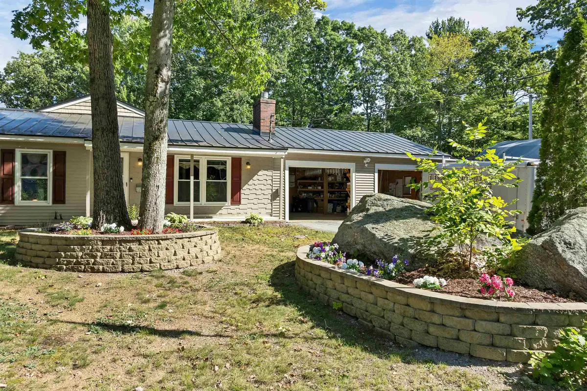 93 Woodvale Drive, Laconia, NH 03246 - #1