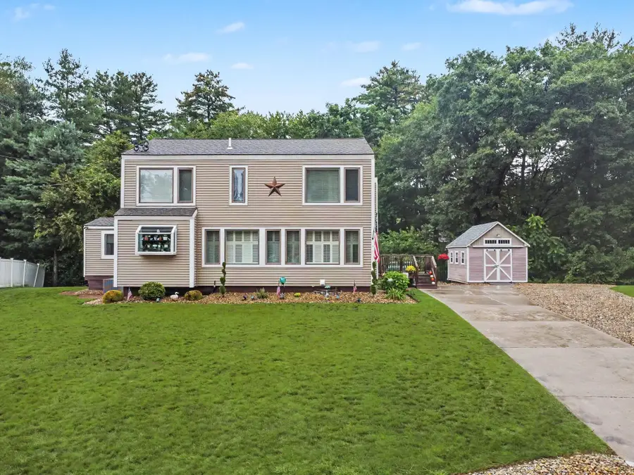 36 Saint Laurent Drive, Hudson, NH 03051 - #2