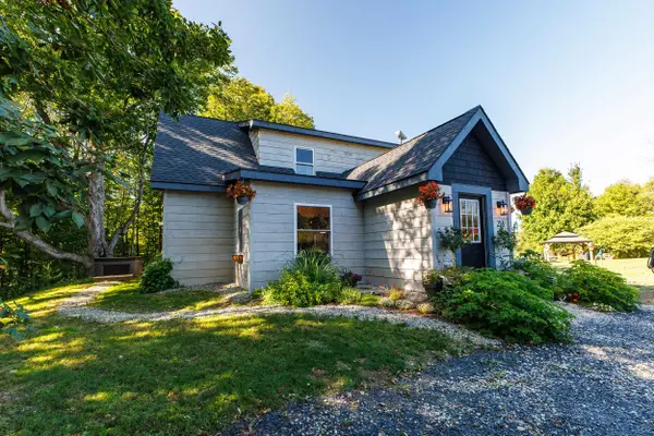 25A Faywood Road, Grand Isle, VT 05458