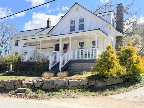 147 W Lake Road, Fitzwilliam, NH 03447