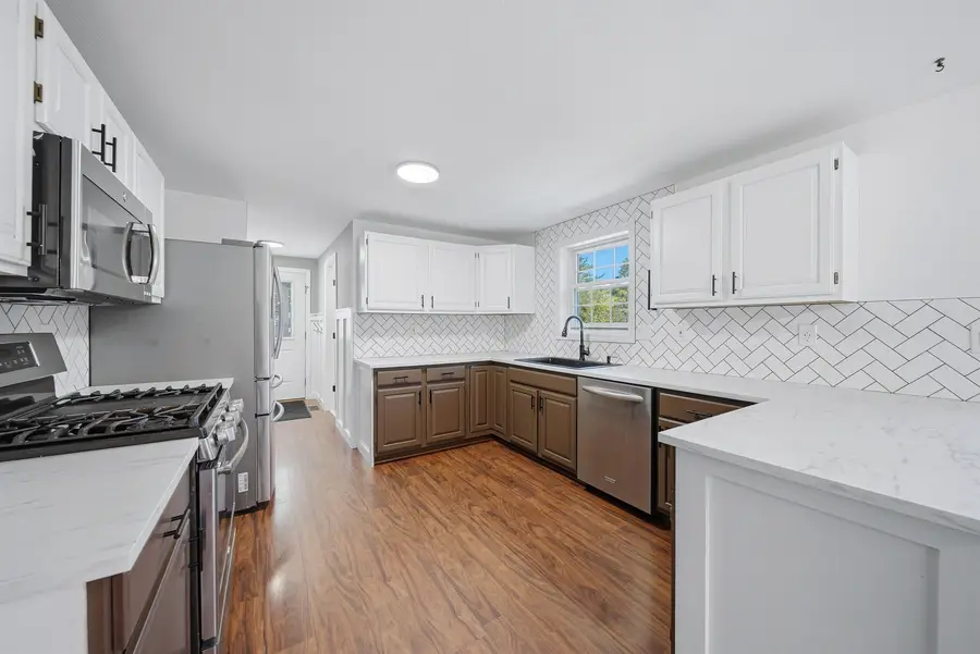 71 Jefferson Drive, Hillsborough, NH 03244 - #3