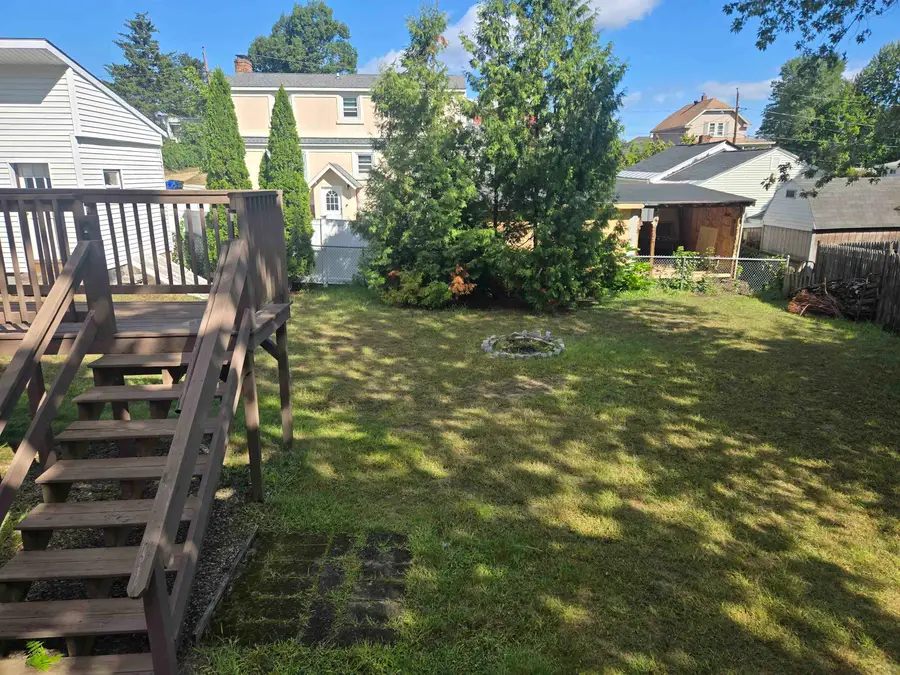 32 Mitchell Street, Manchester, NH 03103 - #3