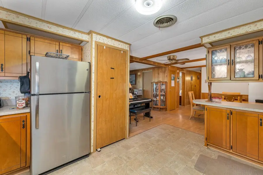 21 Sir Lancelot Drive, Exeter, NH 03833 - #3