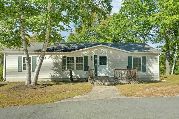 20 Coventry Court, Laconia, NH 03246